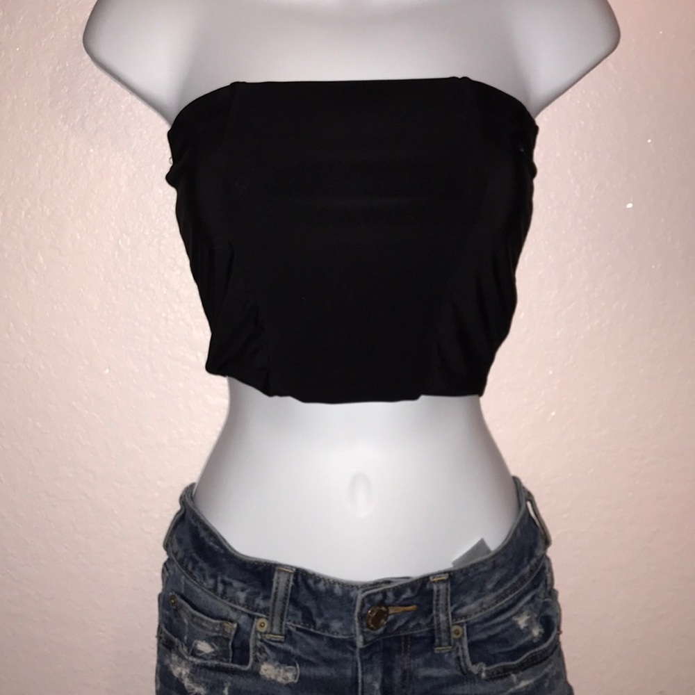 Black crop top
